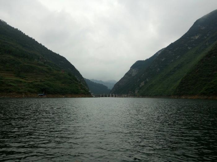 圆满灌电站水库钓场