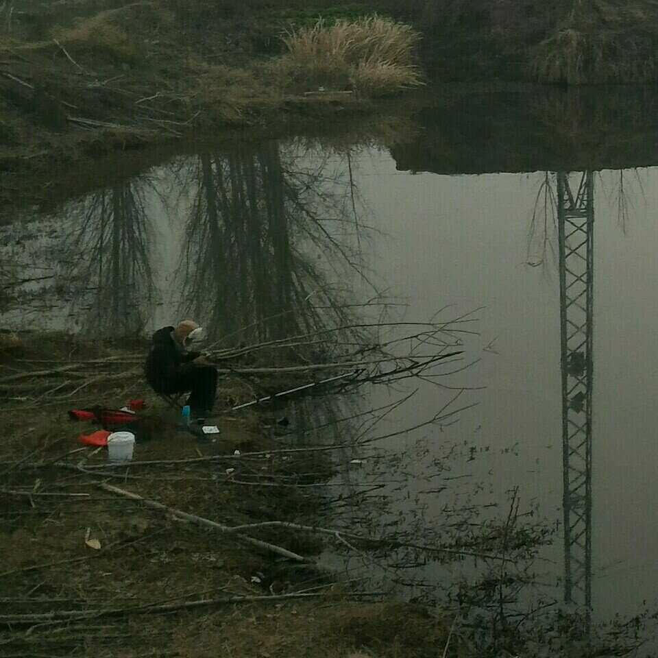 仲景立交桥初级黑坑