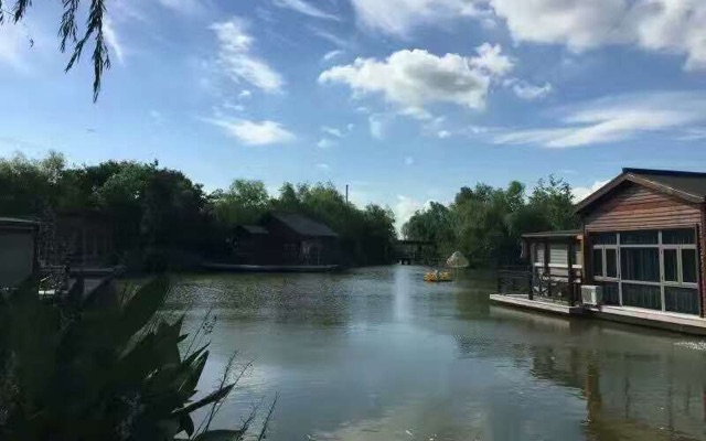 东方百合垂钓中心