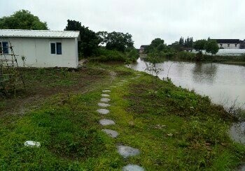 沐风雨天然钓场