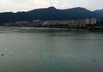 鲈江流域