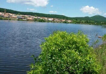 镜泊湖向阳红小坝