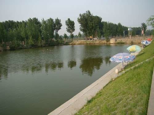 红火垂钓烧烤休闲中心