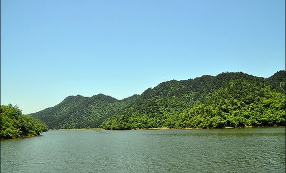 吉阳湖