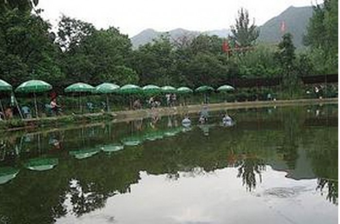 聚渔湾垂钓园