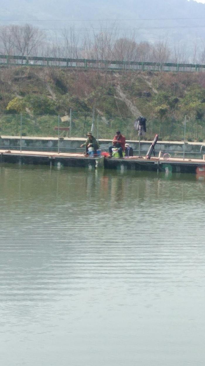 坤盛养殖合作社垂钓园