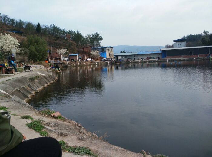 丹丽湖垂钓园