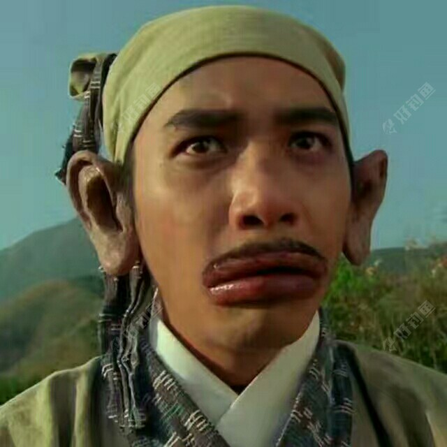 看球赛太辛苦了晚睡早起