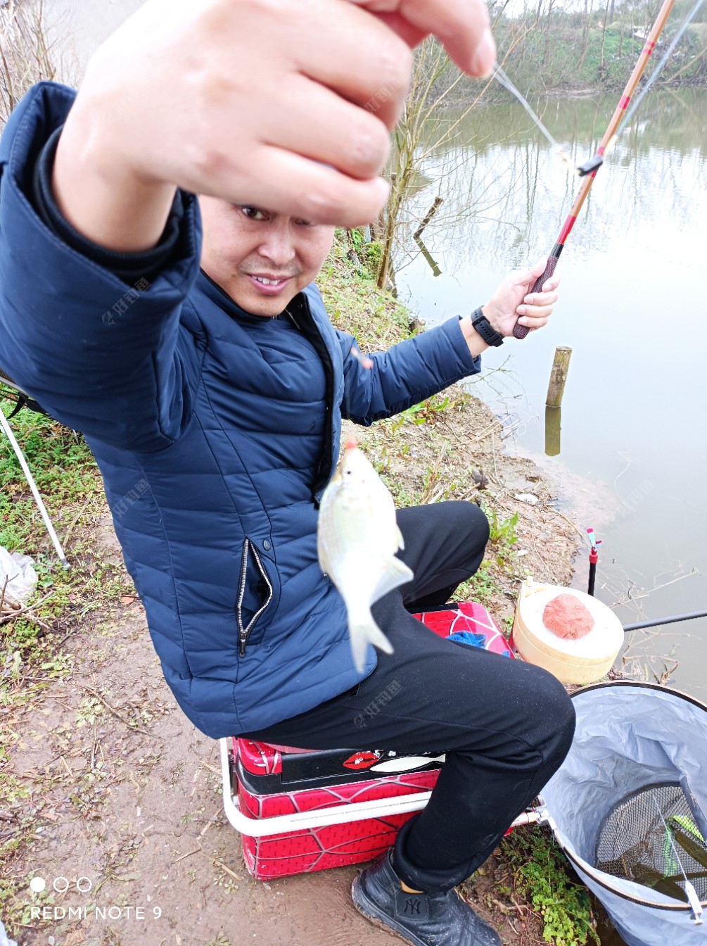海门謇公湖钓鱼图片